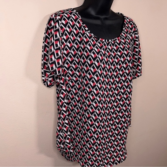 Petite XL Simply Styled Geometric Print Blouse Short Sleeve Red Black White - Picture 12 of 14